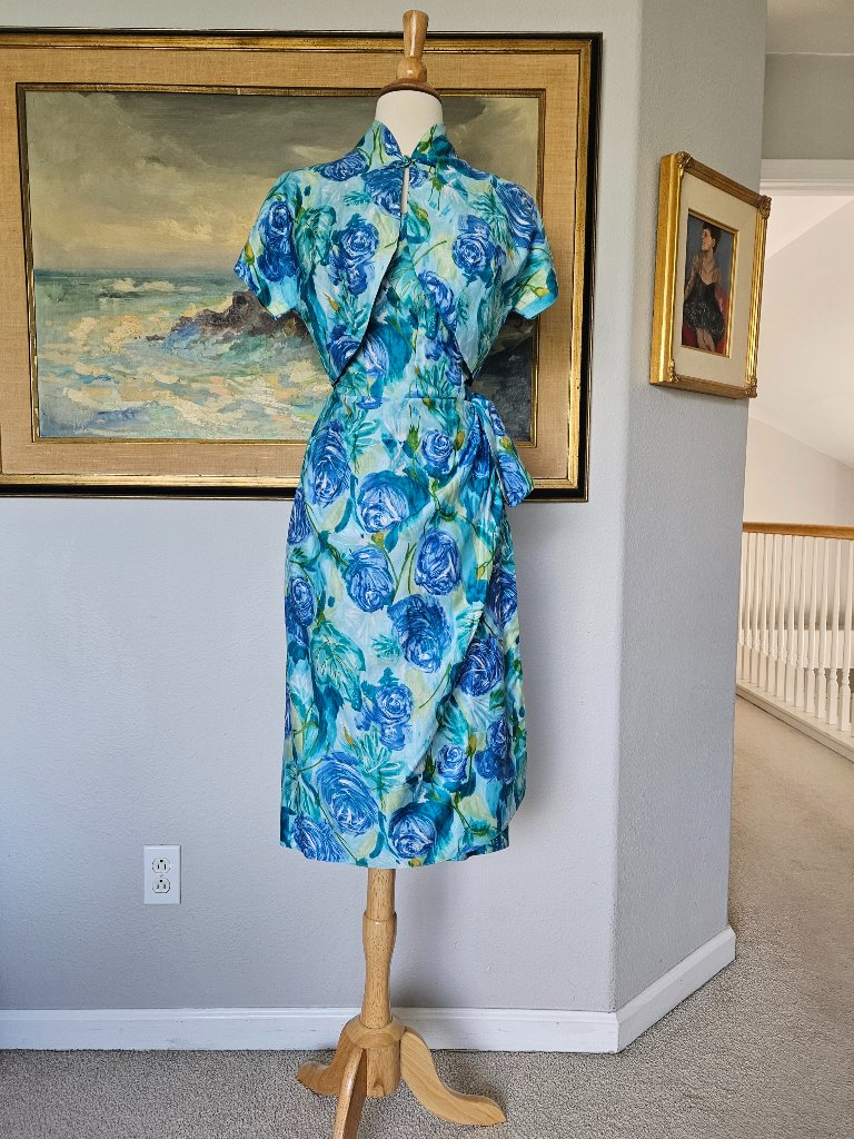 Vintage 1950s Paradise Hawaii Blue Rose Hawaiian Sarong Dress Matching Bolero